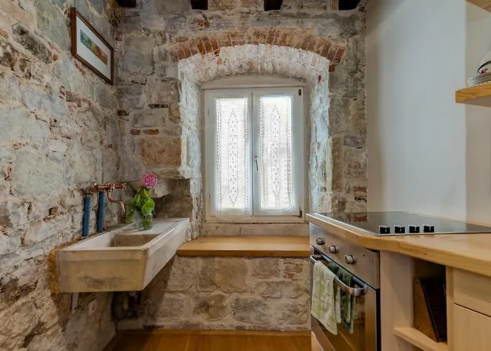 Апартаменты Old Town